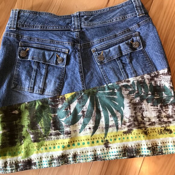 Reworked Denim Mini Skirt, Size 6 (Junior): Upcycled Handmade Boho Jean Skirt - Picture 5 of 11